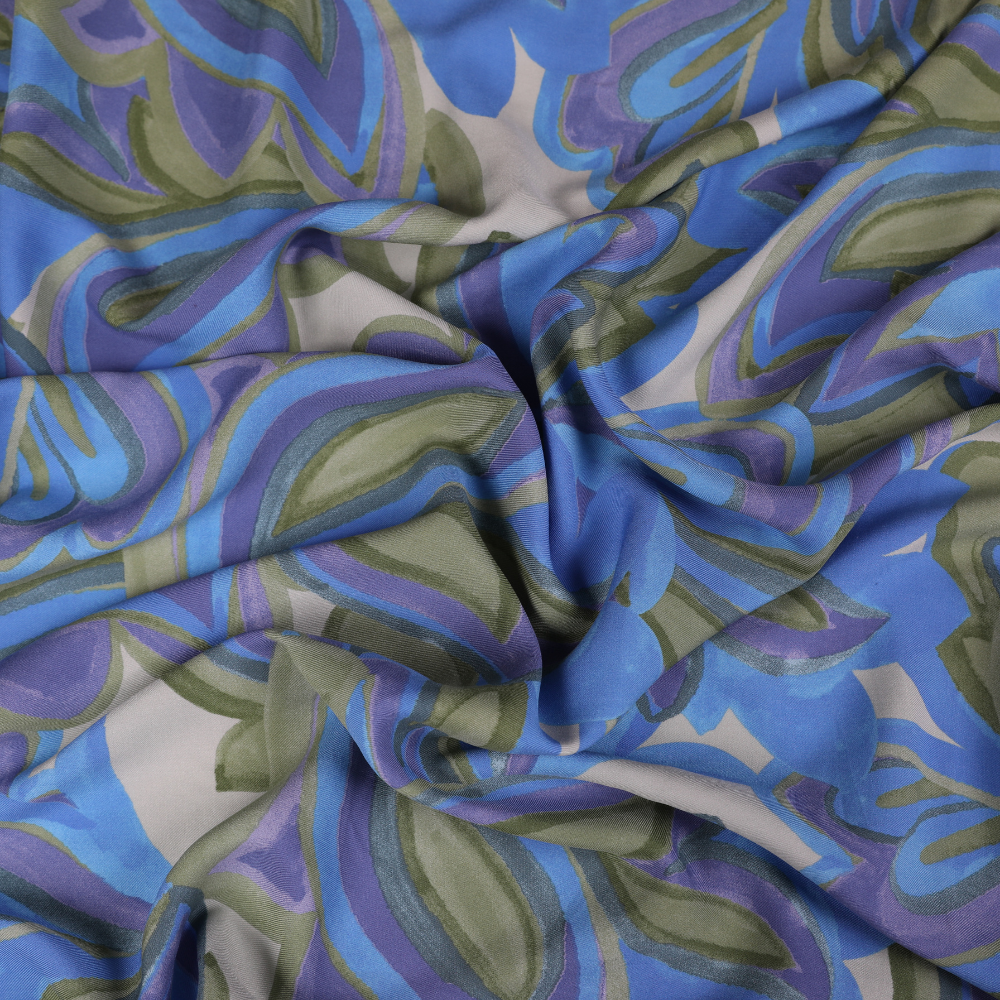 مجموعة من قماش الرايون المائل المطبوع بالأزهار