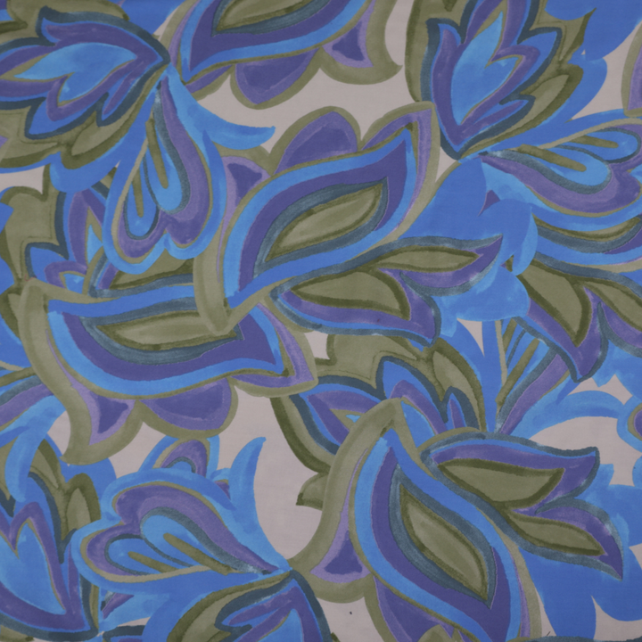 مجموعة من قماش الرايون المائل المطبوع بالأزهار