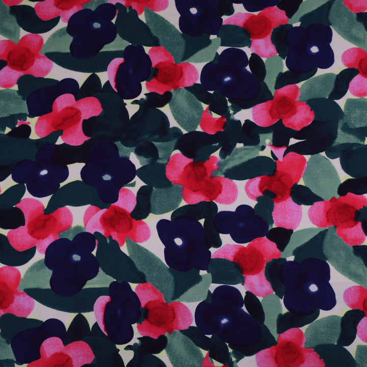 مجموعة من قماش الرايون المائل المطبوع بالأزهار